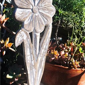 Carved wooden lilly flower